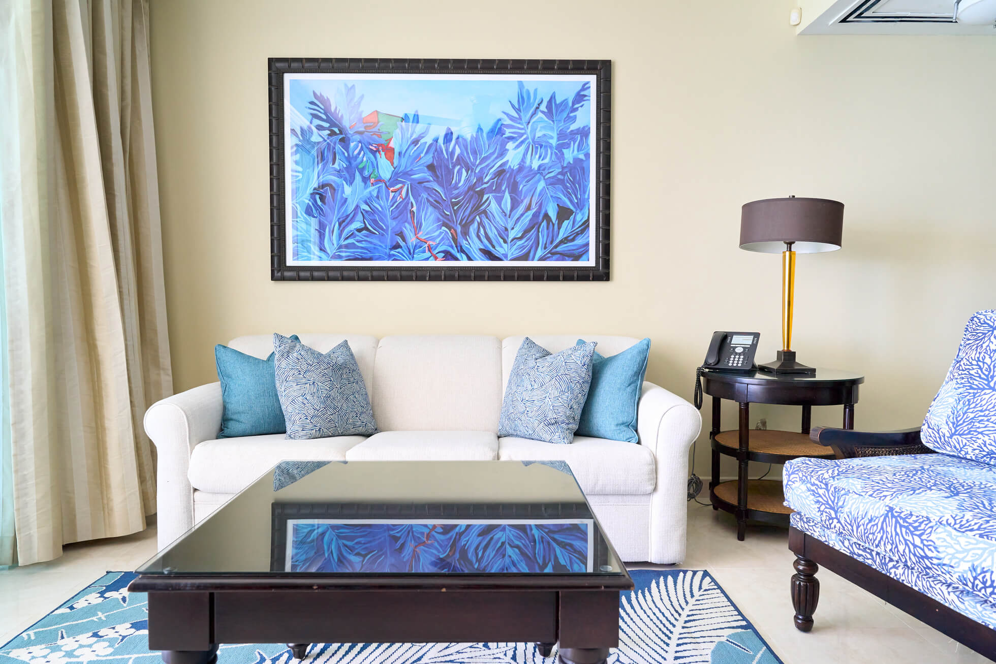 Concierge Collection Blue Painting with Coffee table (1)